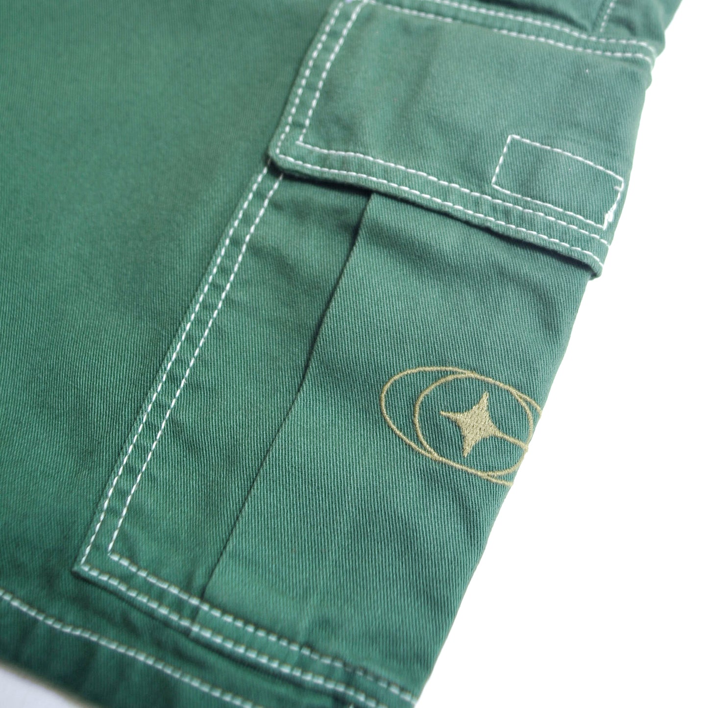 Bermuda Colors Cargo Verde